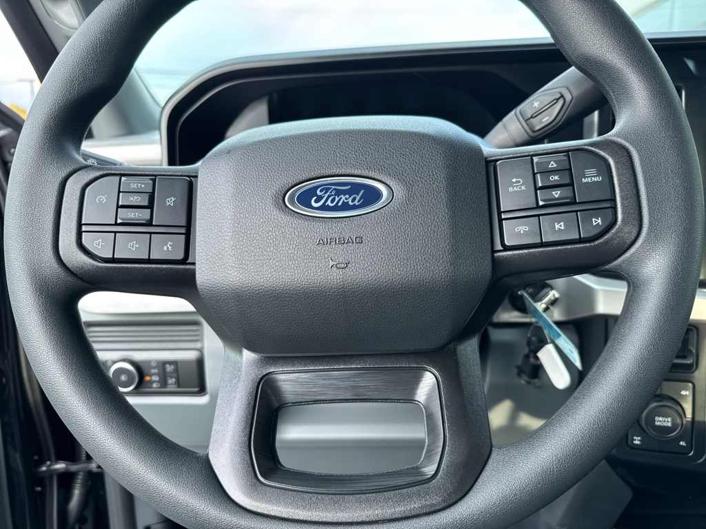 New 2026 Agate Black Metallic Ford XL image 19