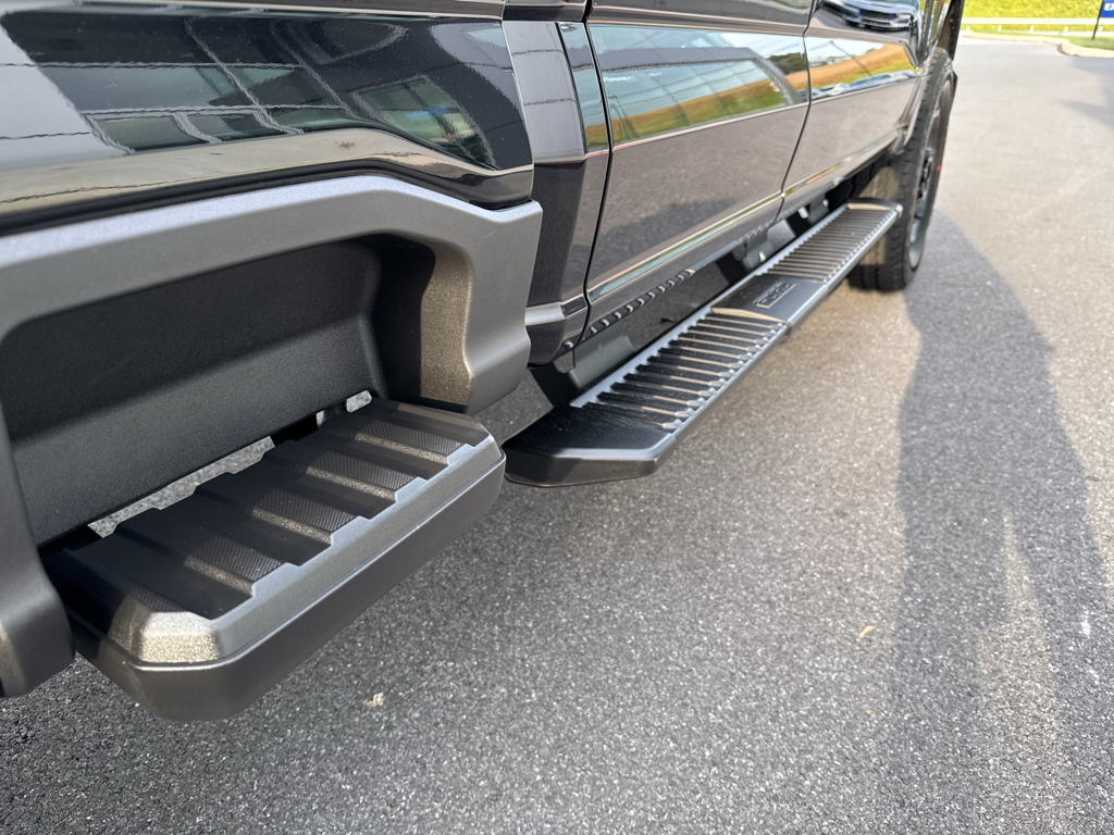 New 2026 Agate Black Metallic Ford XL image 22