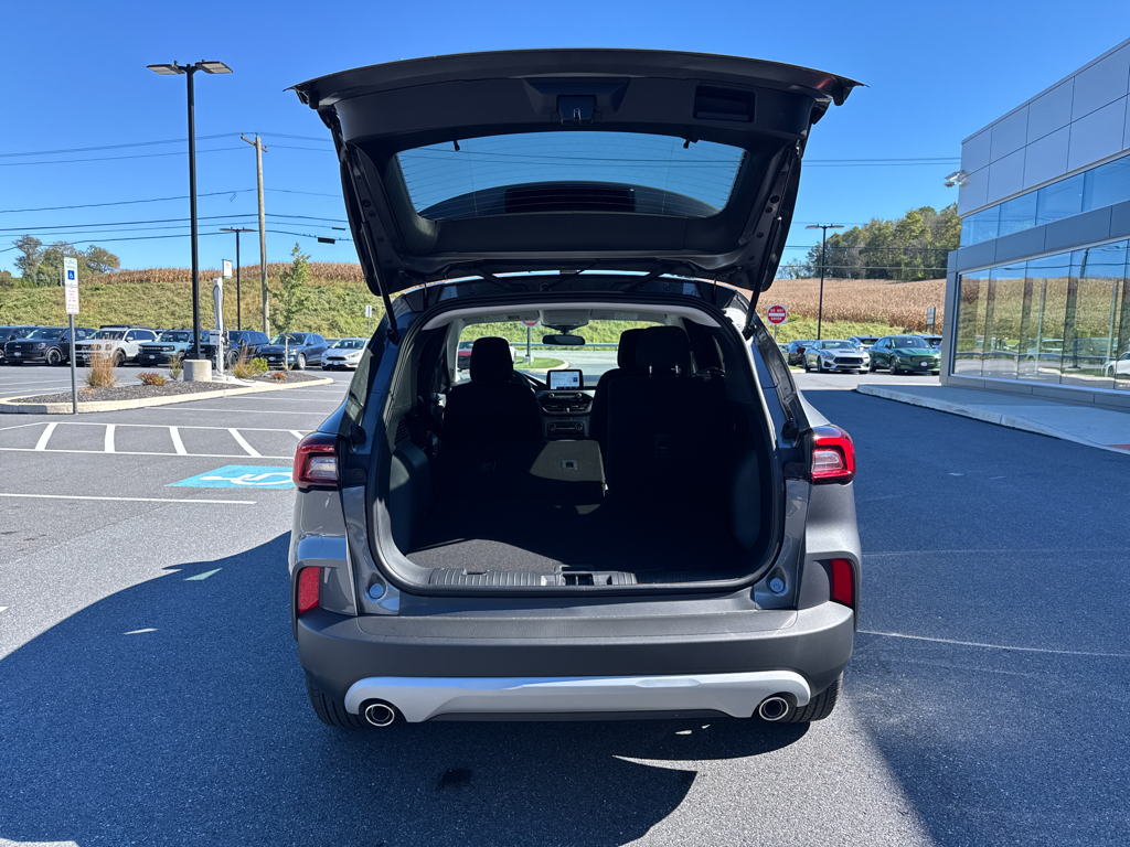 New 2026 Carbonized Gray Metallic Ford Active image 7