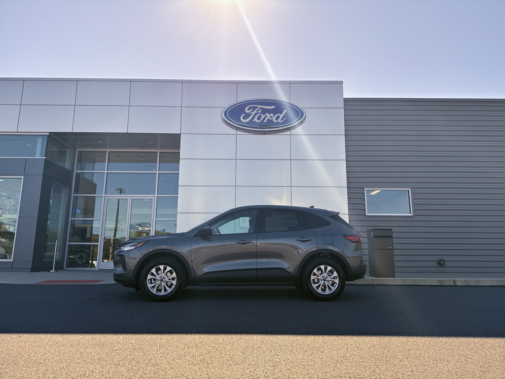 New 2026 Carbonized Gray Metallic Ford Active image 10