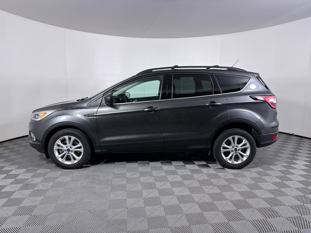 Used 2017 Magnetic Metallic Ford SE image 11