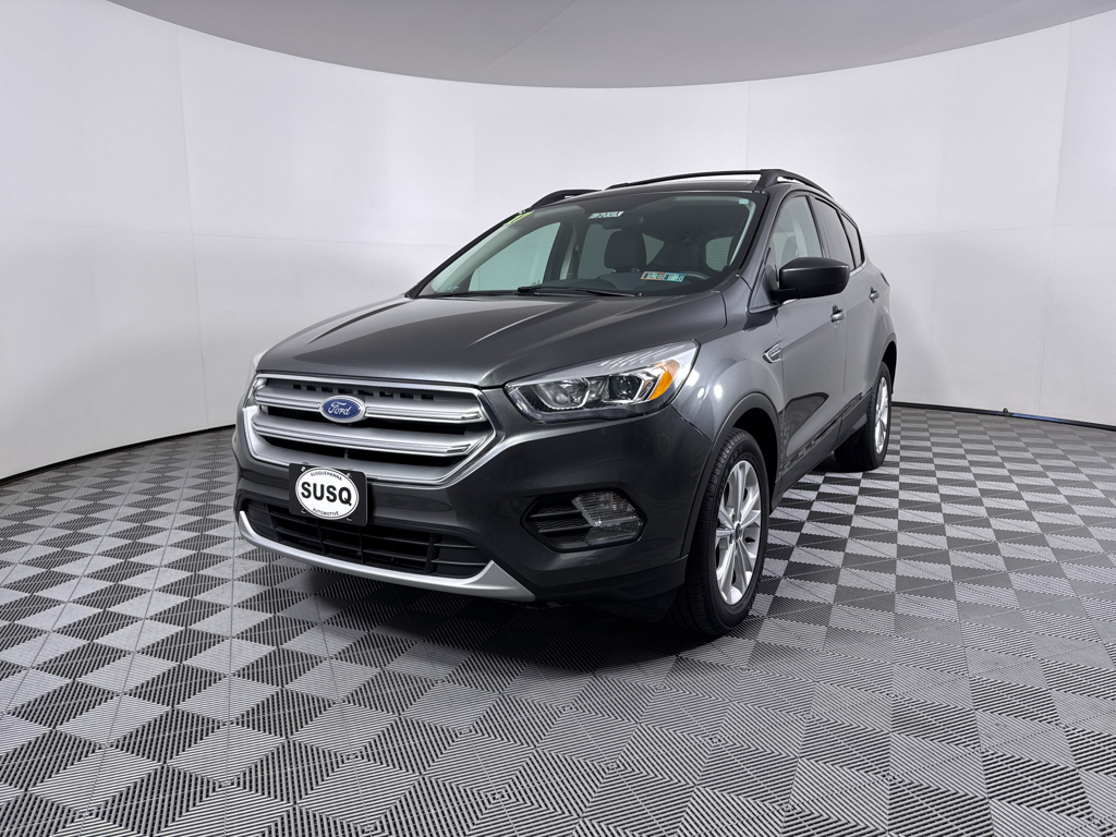 Used 2017 Magnetic Metallic Ford SE image 15