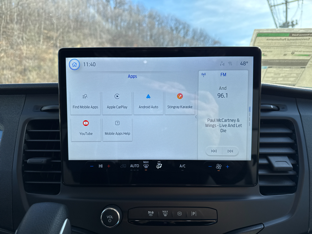 New 2026 Ingot Silver Metallic Ford Base w/9,950 lb. GVWR image 17