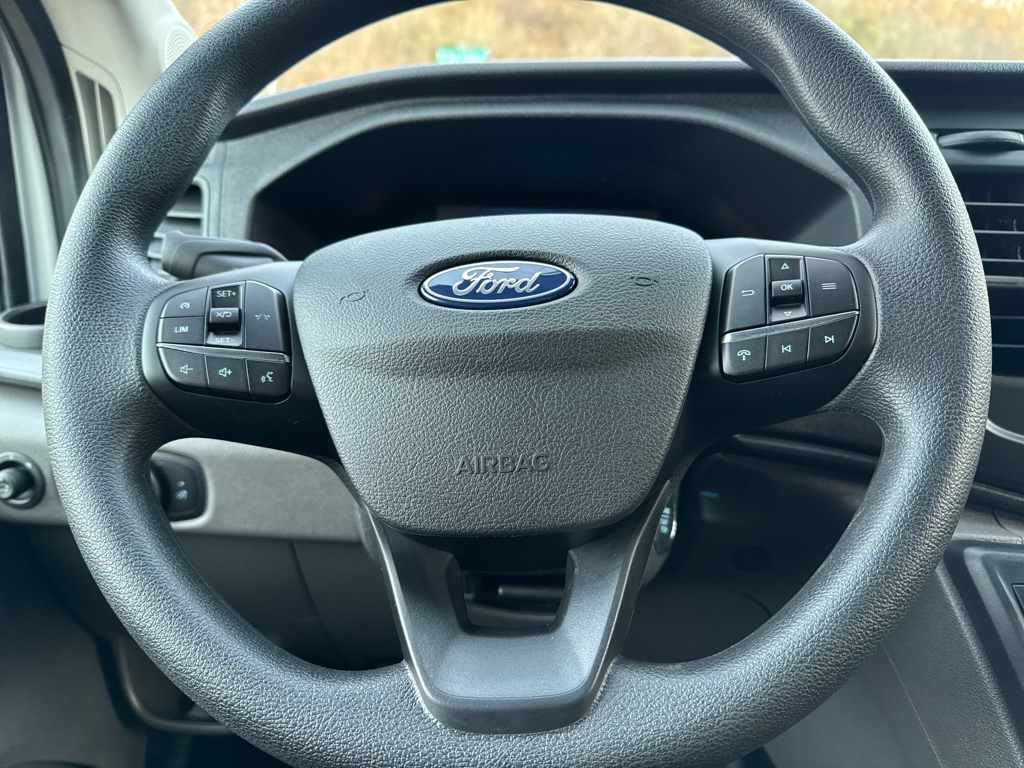 New 2026 Oxford White Ford Base w/9,950 lb. GVWR image 25