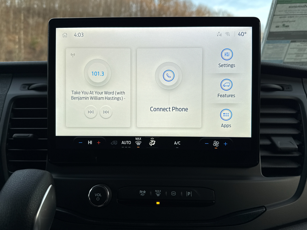 New 2026 Oxford White Ford Base w/9,950 lb. GVWR image 19