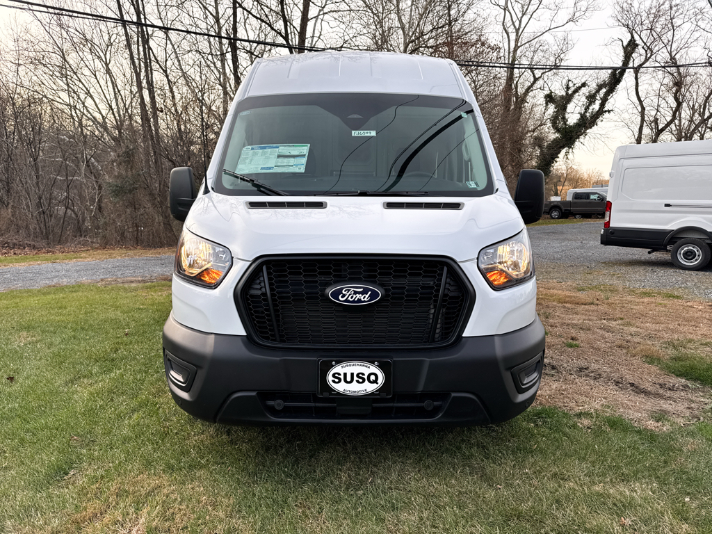 New 2026 Oxford White Ford Base w/9,950 lb. GVWR image 2