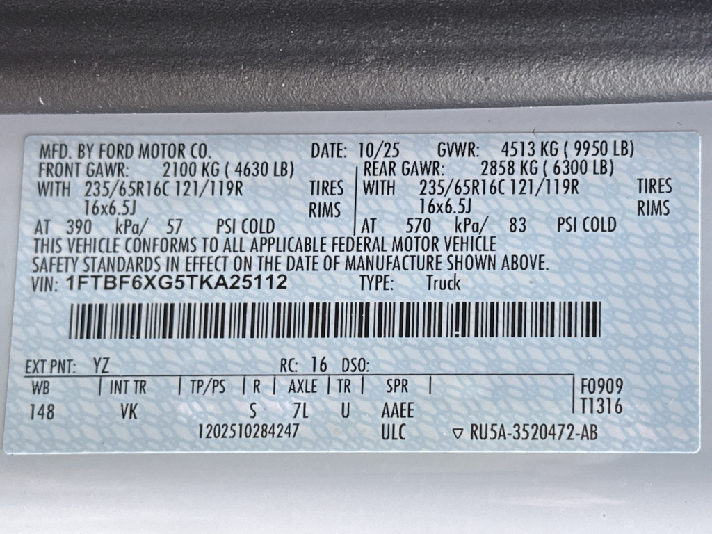 New 2026 Oxford White Ford Base w/9,950 lb. GVWR image 34