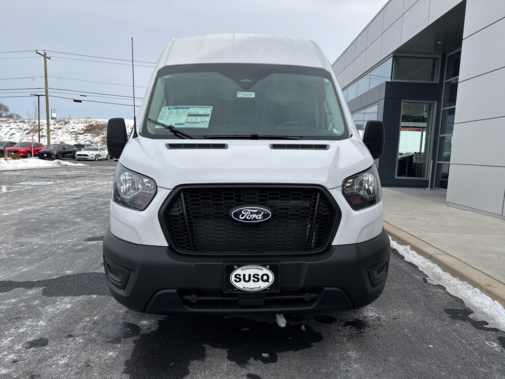 New 2026 Oxford White Ford Base w/9,950 lb. GVWR image 2