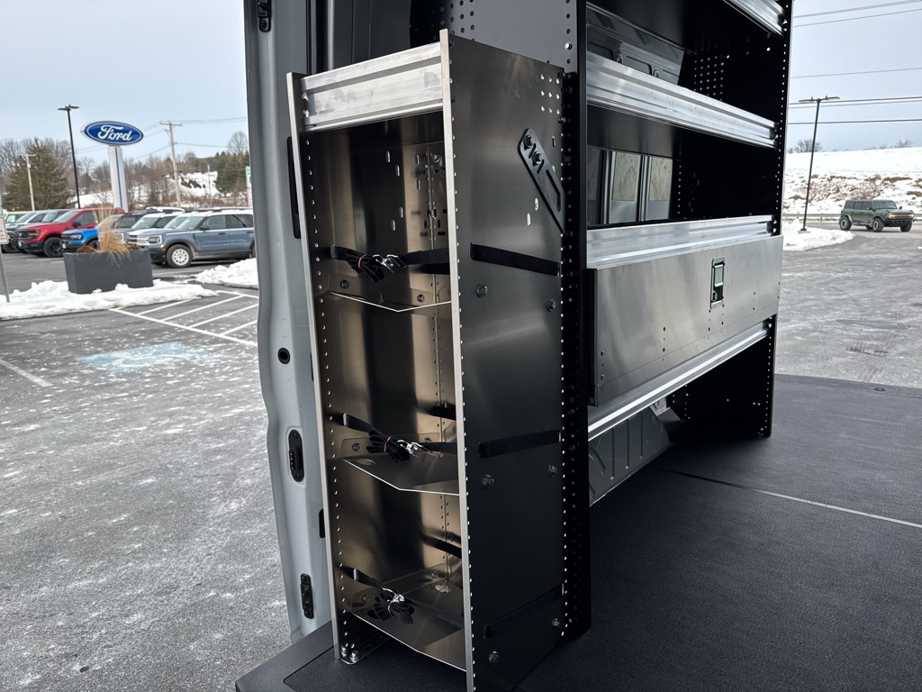 New 2026 Oxford White Ford Base w/9,950 lb. GVWR image 18