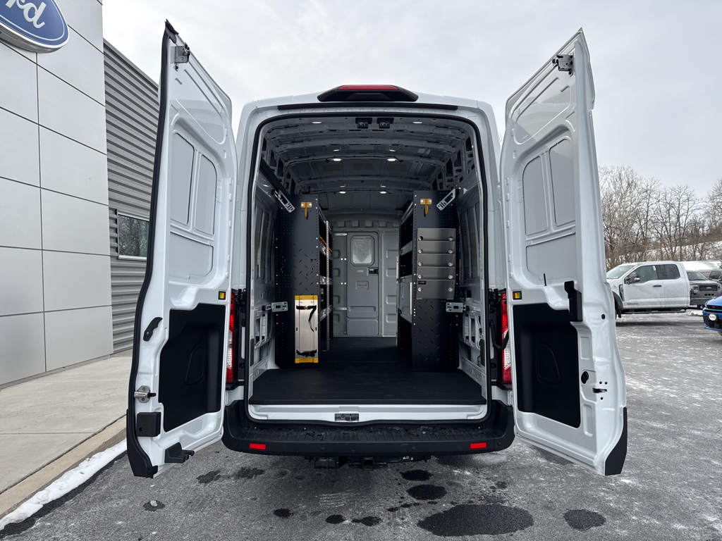 New 2026 Oxford White Ford Base w/9,950 lb. GVWR image 8