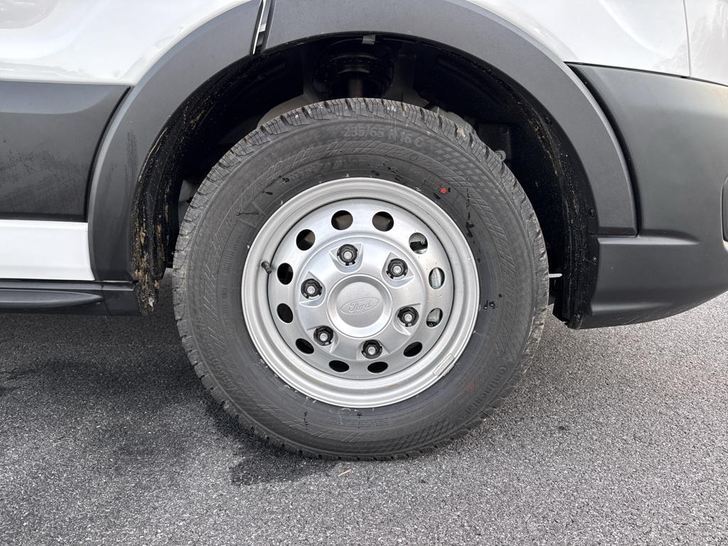 New 2026 Oxford White Ford Base image 21