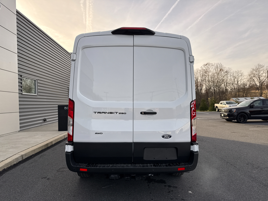 New 2026 Oxford White Ford Base image 9