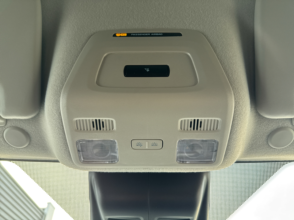 New 2026 Oxford White Ford Base image 27