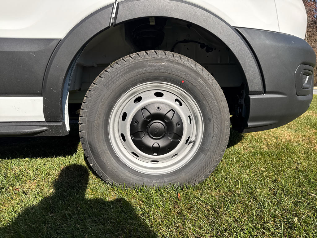 New 2026 Oxford White Ford Base image 23