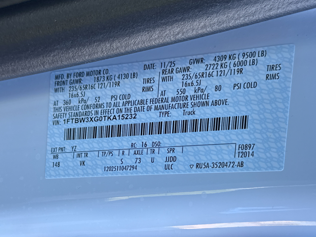 New 2026 Oxford White Ford Base image 32