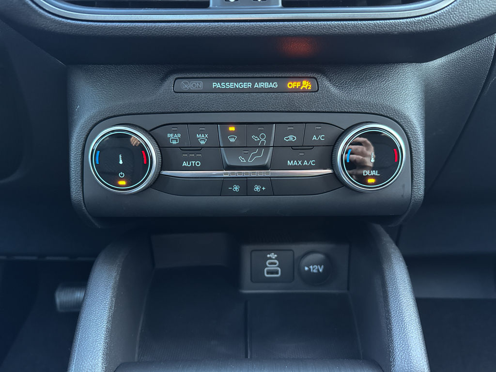 New 2026 Oxford White Ford Active image 22