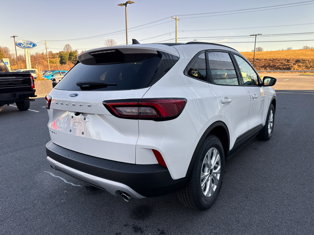 New 2026 Oxford White Ford Active image 17