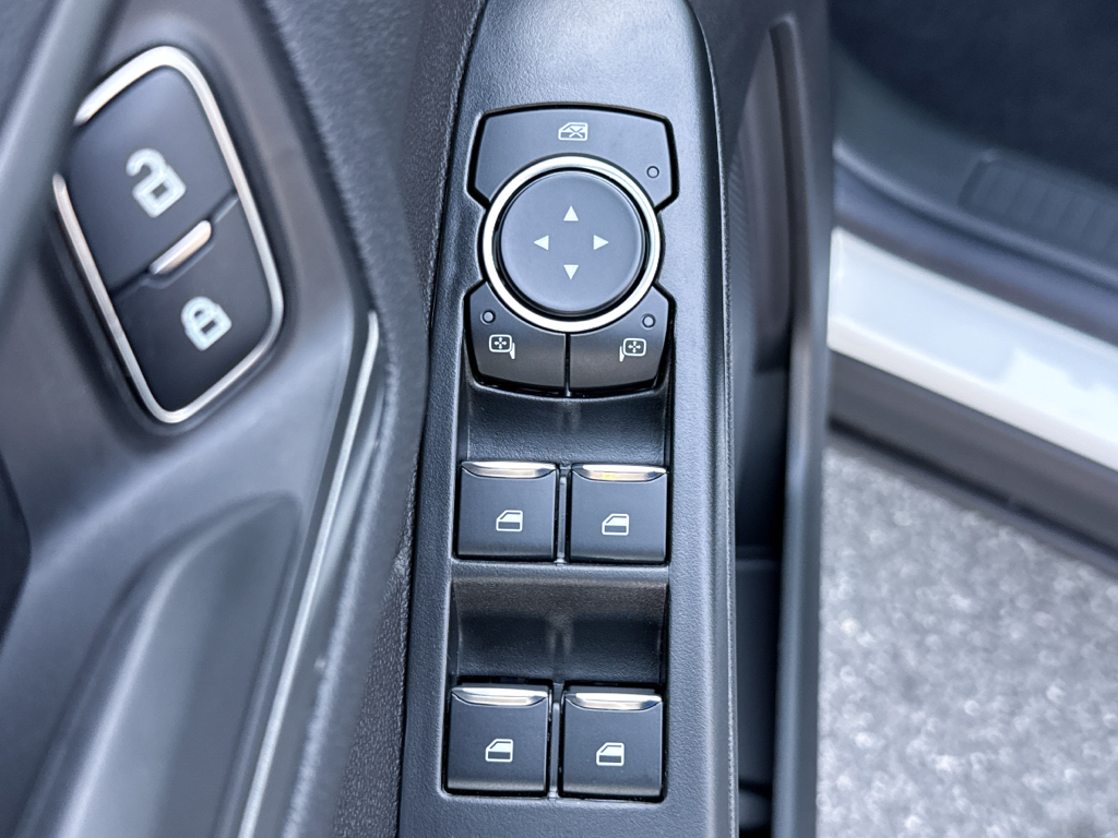 New 2026 Oxford White Ford Active image 23