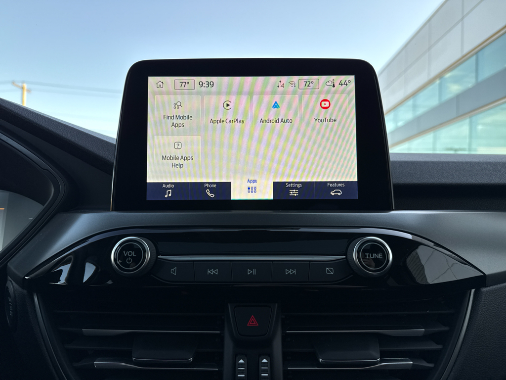 New 2026 Oxford White Ford Active image 15