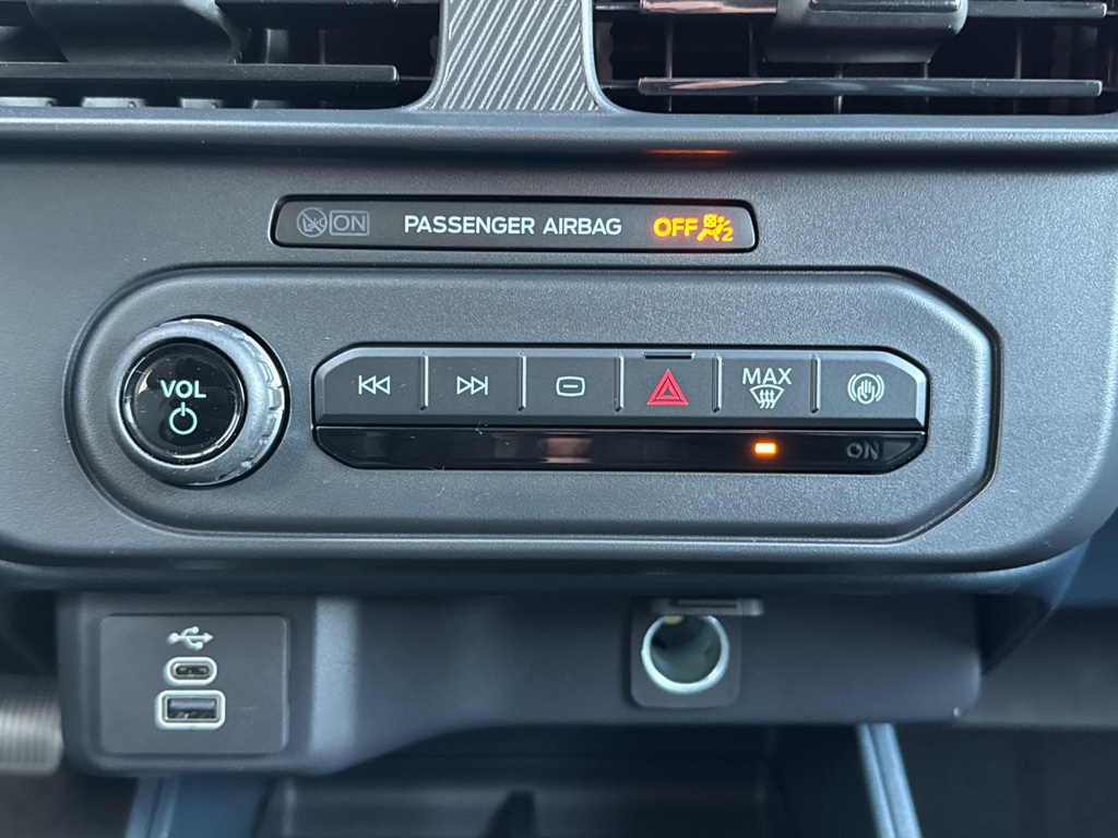 New 2026 Orange Fury Metallic Tri-coat Ford XL image 22