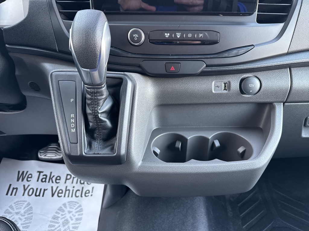 New 2026 Oxford White Ford Base image 23