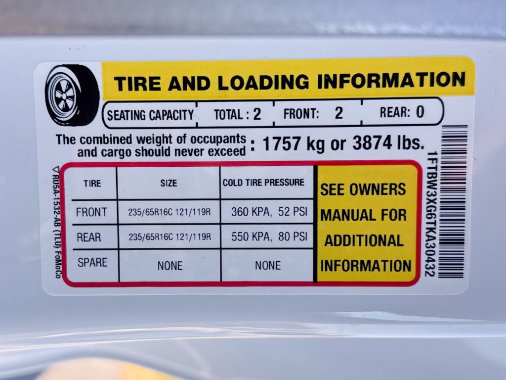 New 2026 Oxford White Ford Base image 28