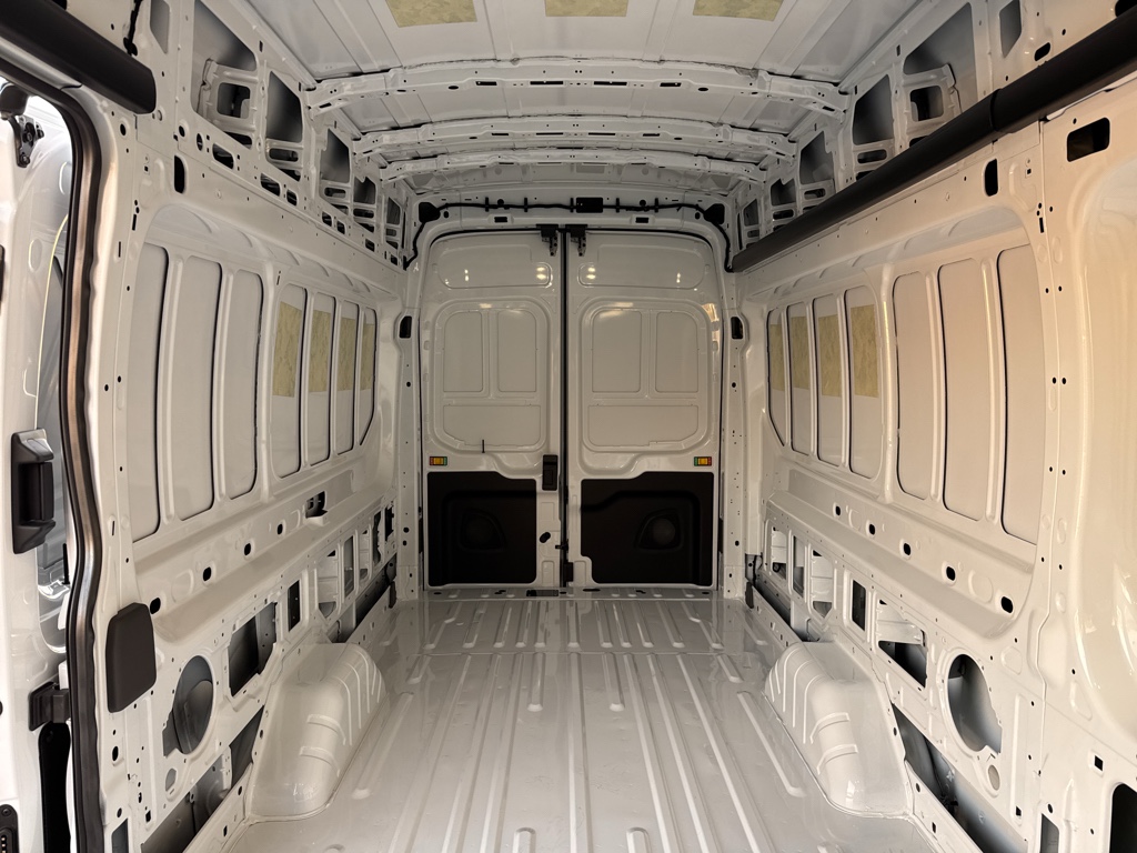 New 2026 Oxford White Ford Base image 11