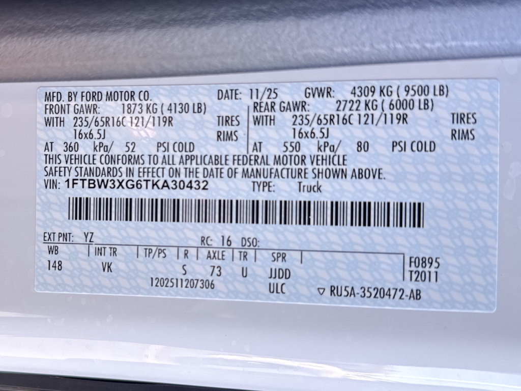 New 2026 Oxford White Ford Base image 29