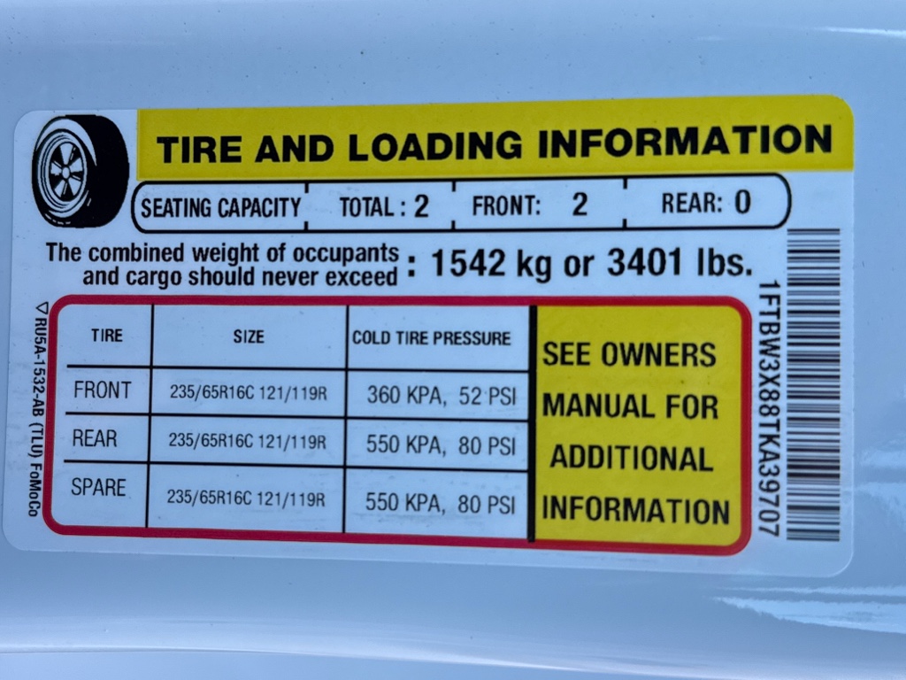 New 2026 Oxford White Ford Base image 30