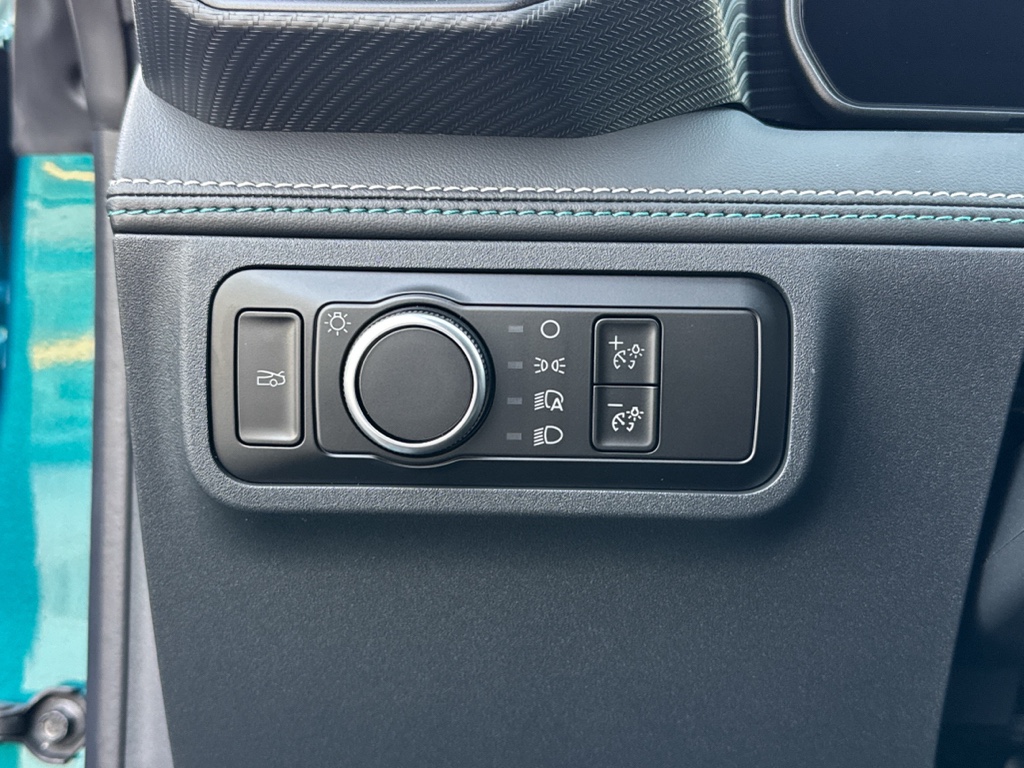 New 2026 Adriatic Blue Metallic Ford GT Premium image 28