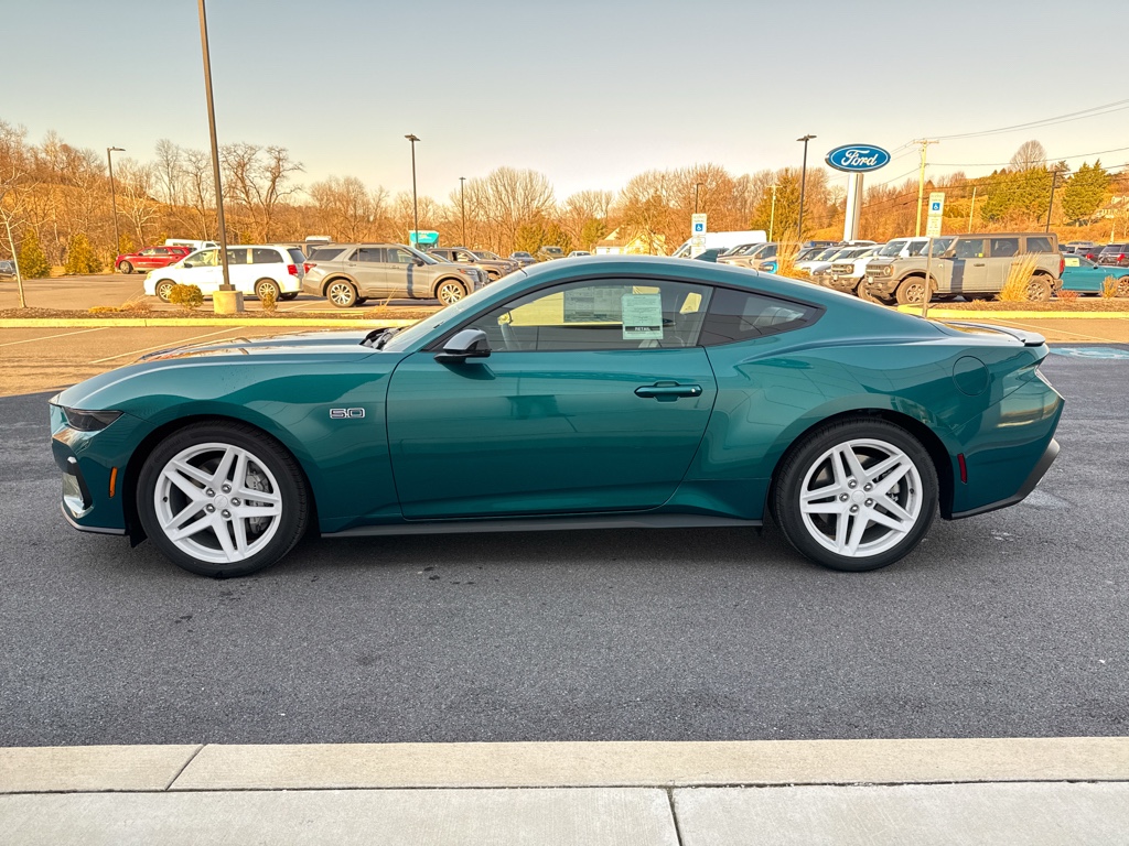 New 2026 Adriatic Blue Metallic Ford GT Premium image 13