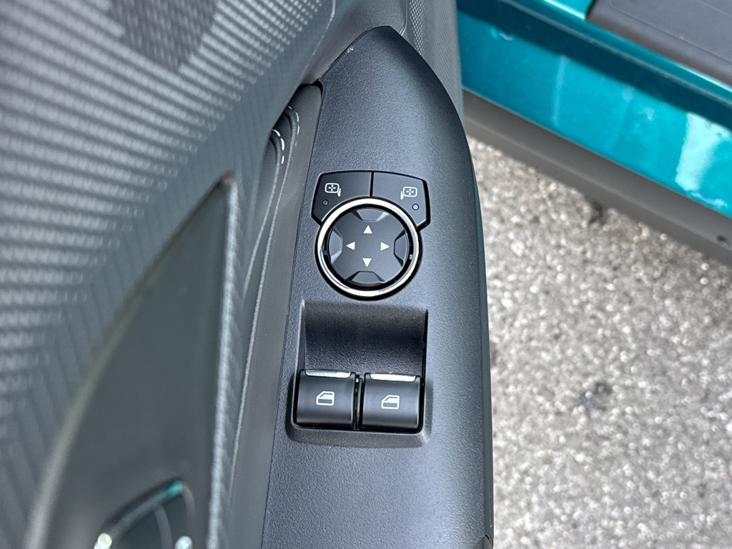 New 2026 Adriatic Blue Metallic Ford GT Premium image 27