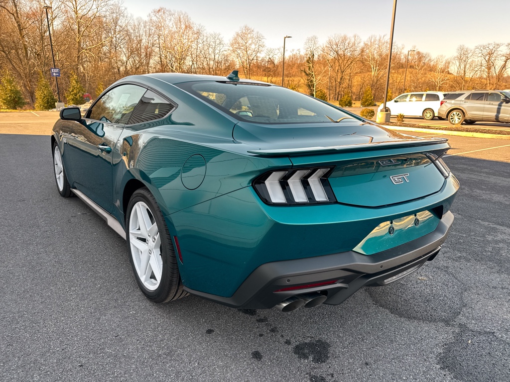 New 2026 Adriatic Blue Metallic Ford GT Premium image 19