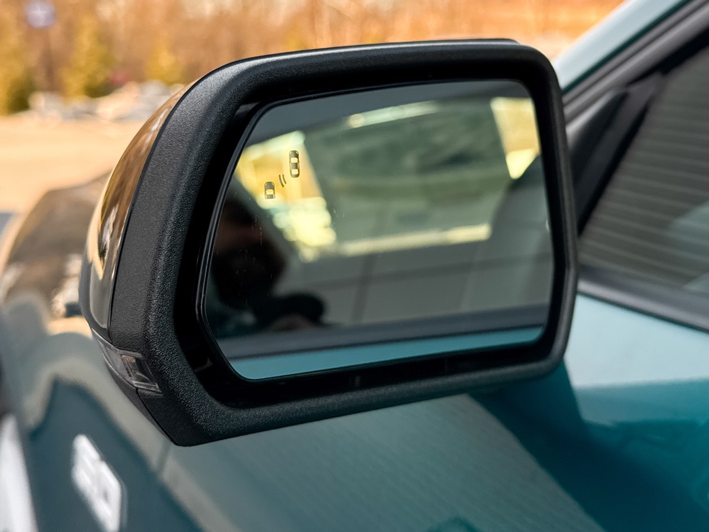 New 2026 Adriatic Blue Metallic Ford GT Premium image 25