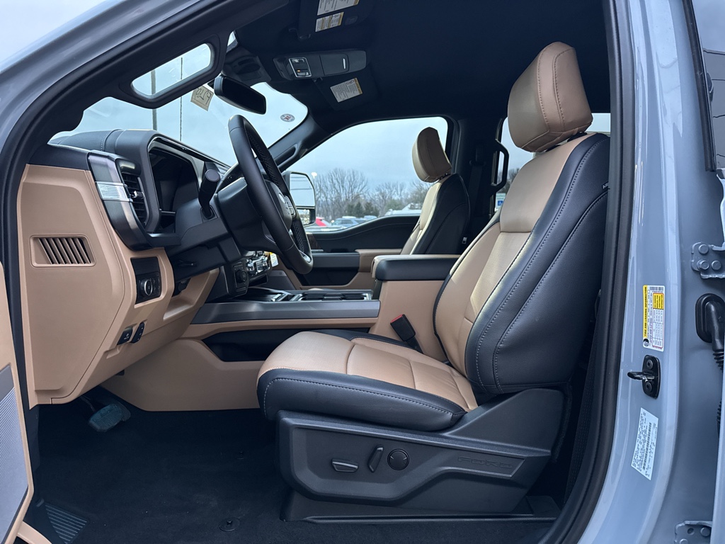 New 2026 Glacier Gray Metallic Tri-Coat Ford LARIAT image 4