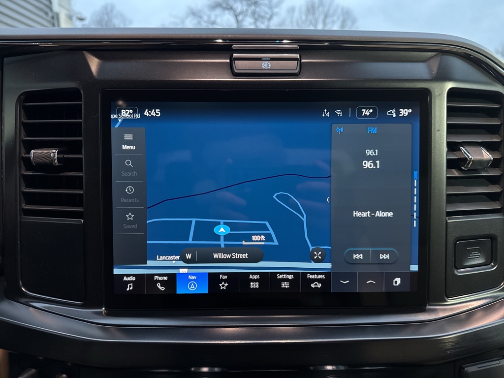 New 2026 Glacier Gray Metallic Tri-Coat Ford LARIAT image 10