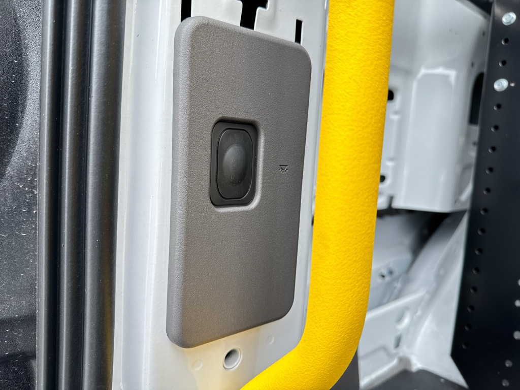 New 2026 Oxford White Ford Base w/9,950 lb. GVWR image 30