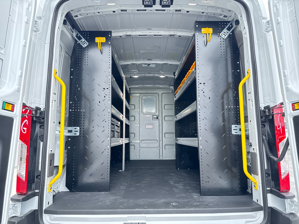 New 2026 Oxford White Ford Base w/9,950 lb. GVWR image 7