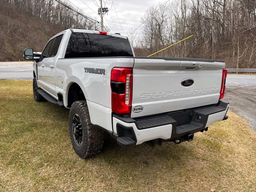 New 2026 Avalanche Ford LARIAT image 17