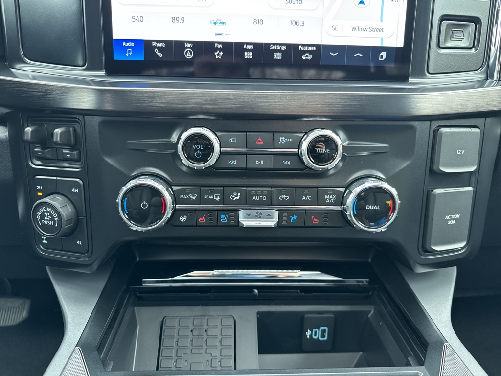 New 2026 Avalanche Ford LARIAT image 20