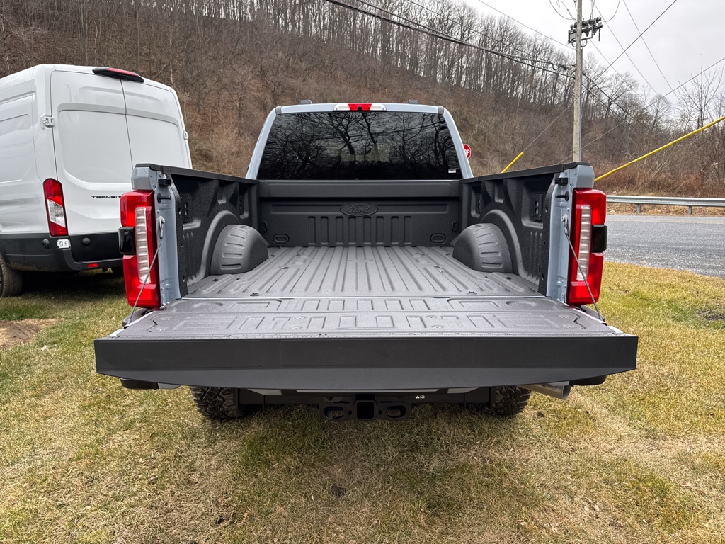 New 2026 Glacier Gray Metallic Tri-Coat Ford LARIAT image 6