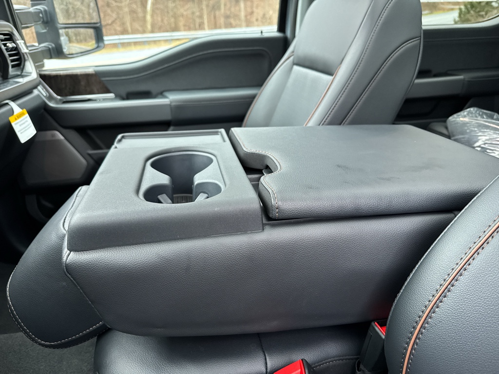 New 2026 Glacier Gray Metallic Tri-Coat Ford LARIAT image 10