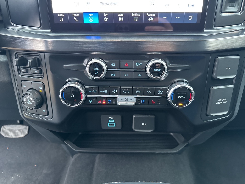 New 2026 Glacier Gray Metallic Tri-Coat Ford LARIAT image 22