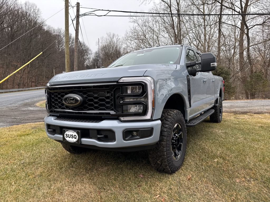 New 2026 Glacier Gray Metallic Tri-Coat Ford LARIAT image 17