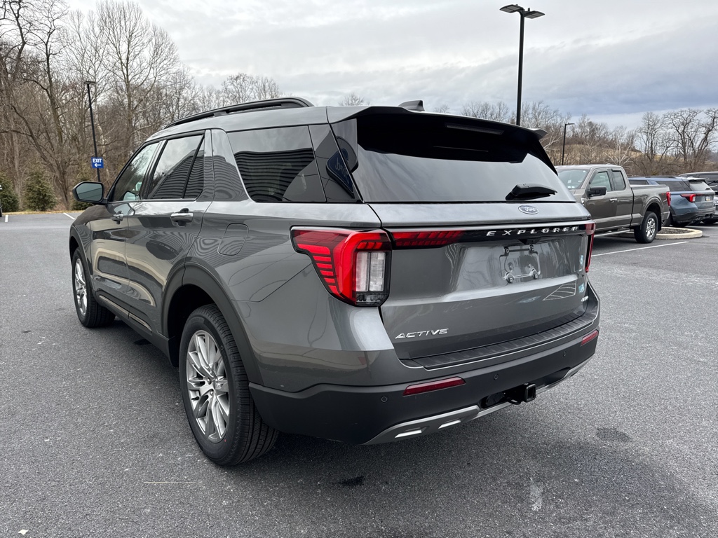 New 2026 Carbonized Gray Metallic Ford Active image 17