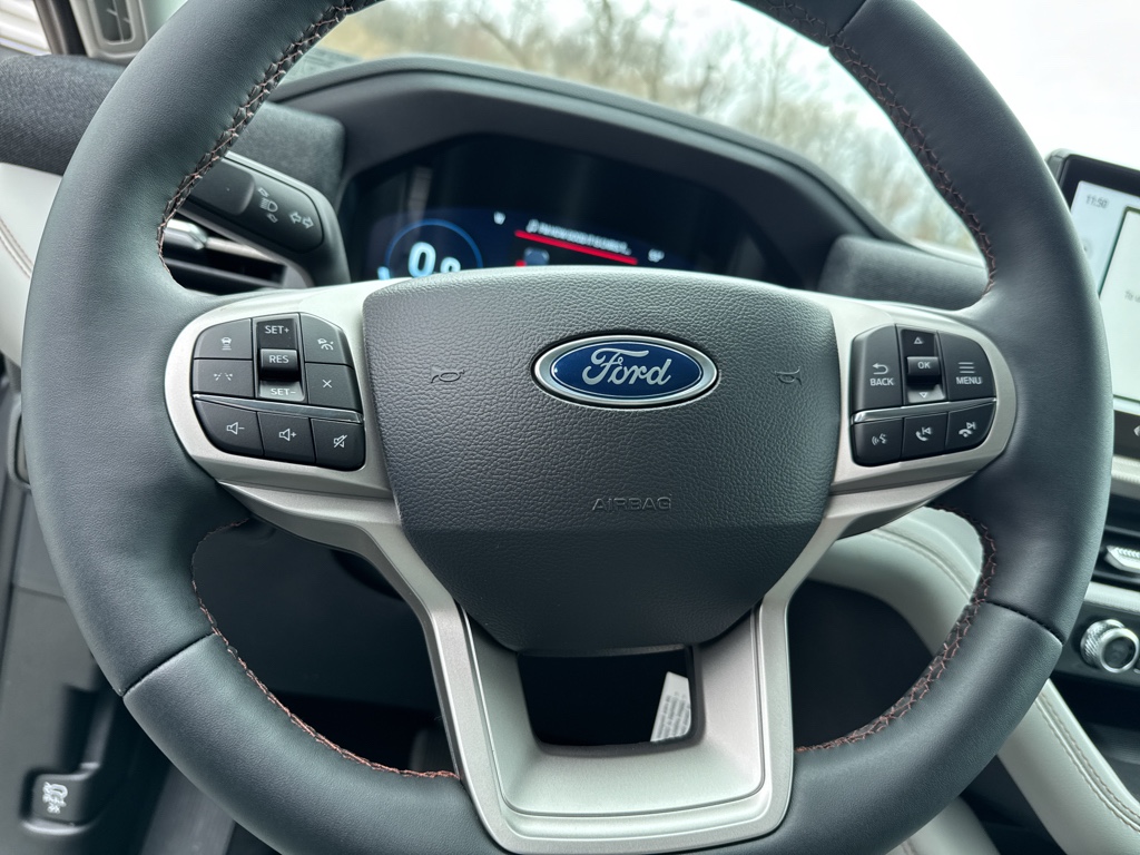 New 2026 Carbonized Gray Metallic Ford Active image 20