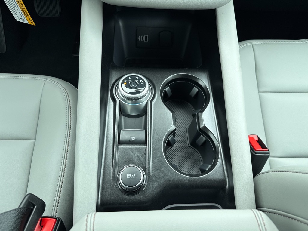 New 2026 Carbonized Gray Metallic Ford Active image 21