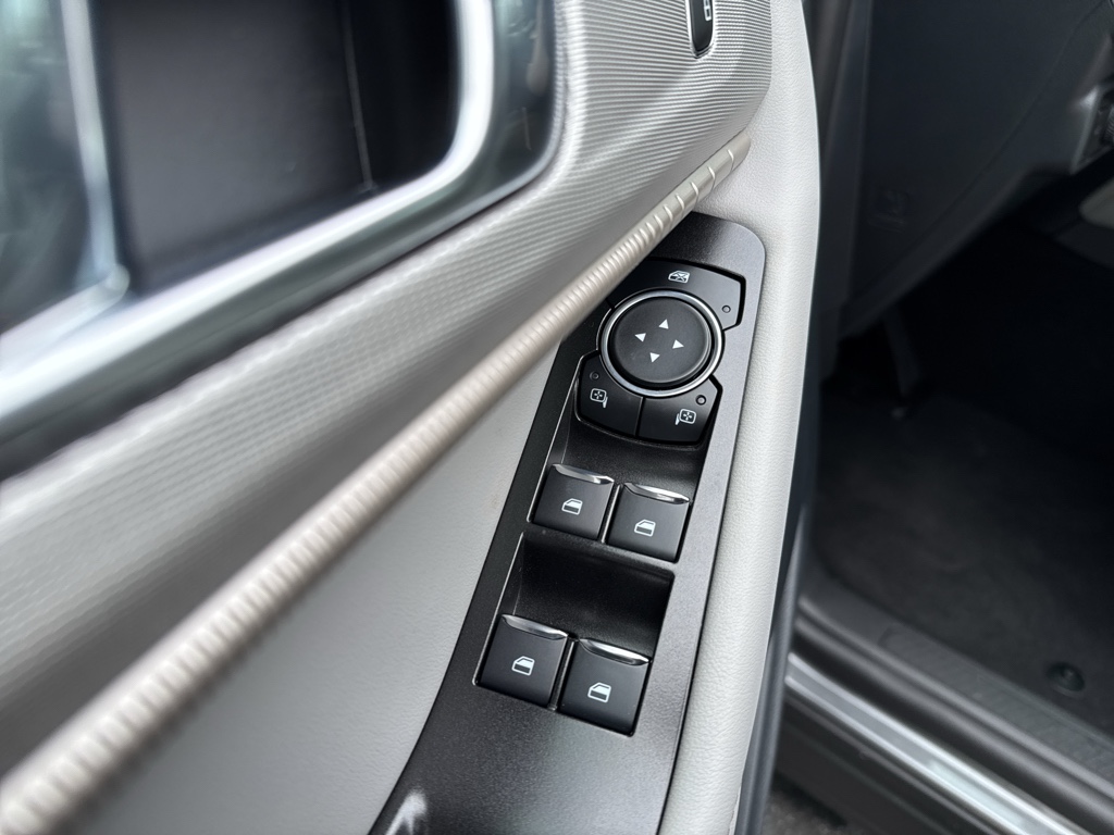 New 2026 Carbonized Gray Metallic Ford Active image 23