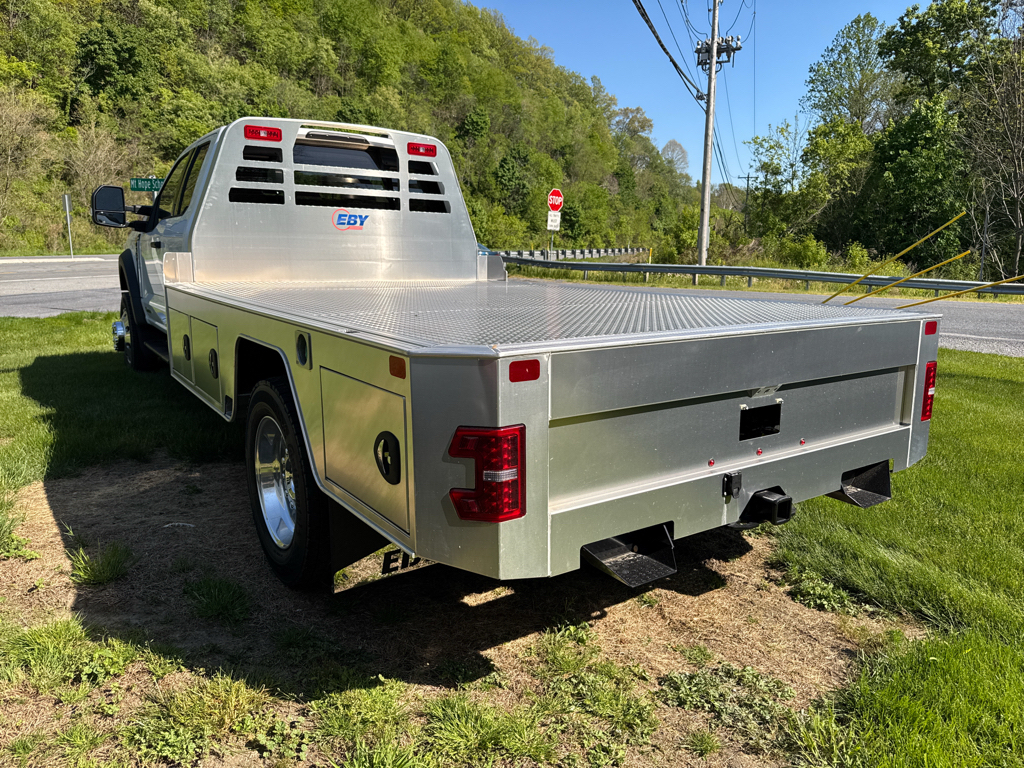 New 2026 Oxford White Ford XLT image 18