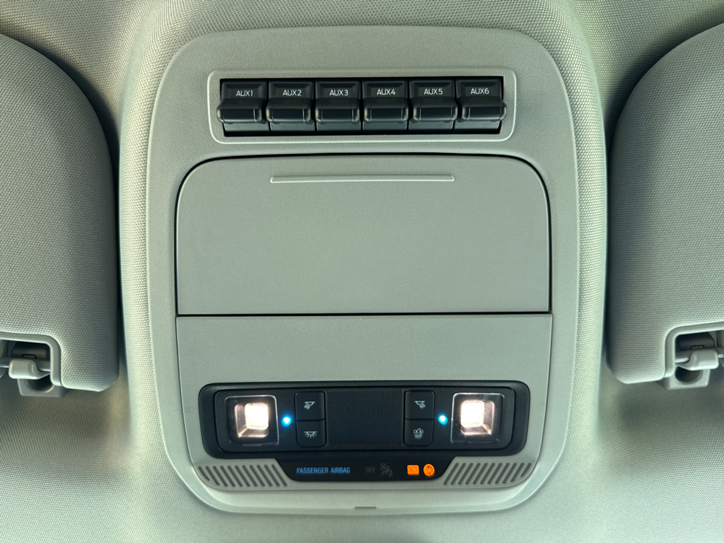 New 2026 Oxford White Ford XLT image 31